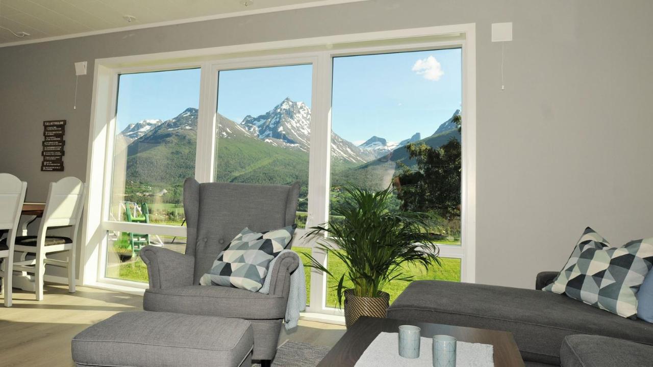 Romsdalseggen Lodge Isfjorden Kültér fotó